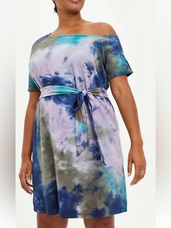 Torrid Dresses & Skirts - Torrid Tie-Dye Scoop Neck Midi Dress in Teal, Purple, and Gray. Size 1.